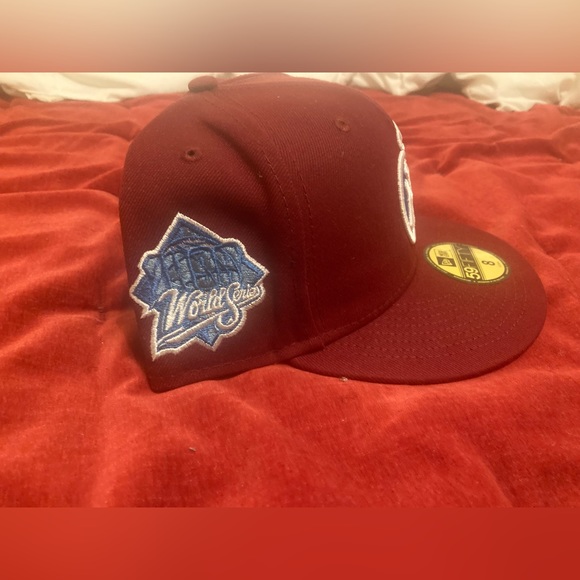 Mens New Era New York Yankees Big Apple Fitted Baseball Cap in sz 8 World Series - Picture 5 of 8